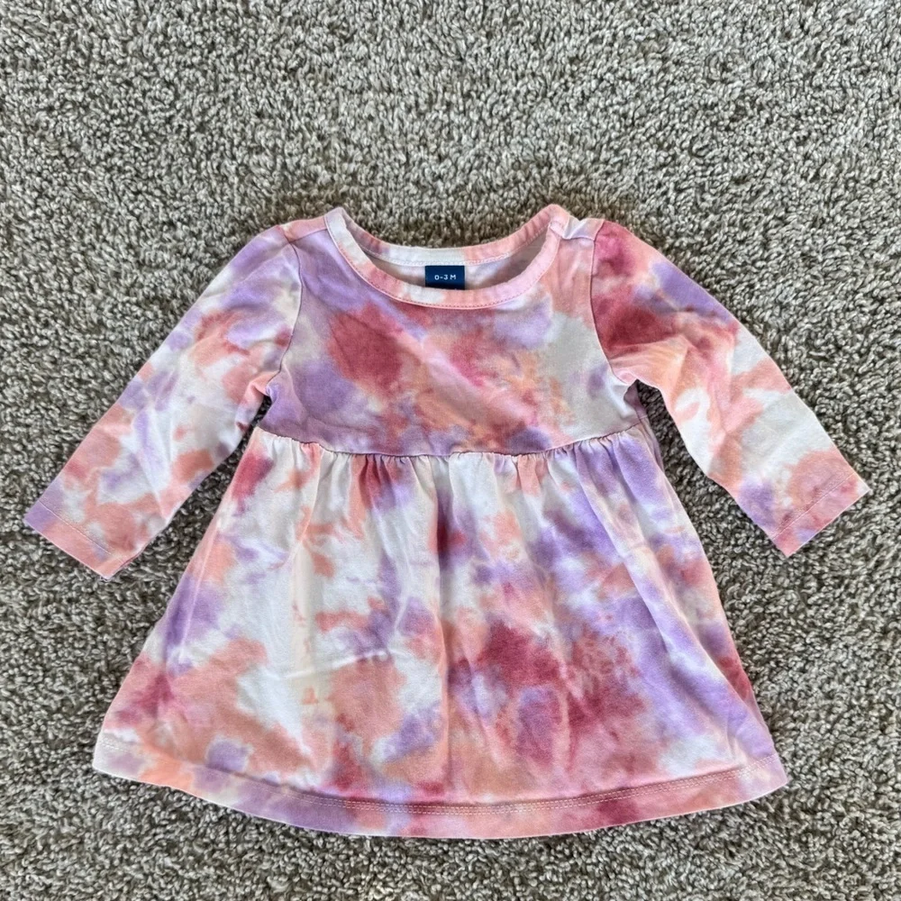 Old Navy Baby Girl Purple Tie-Dye Long-Sleeve Dress Spring dress Size 0-3 months